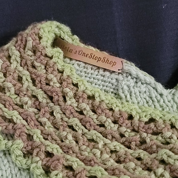 Sweater //  I DO NOT ACCEPT RETURNS - Picture 3 of 7